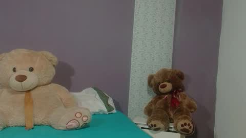 Snapshot of paulinawilliams chatting on November 2025 08:46:02 PM paulina online show from November 2025 08:46:02 PM