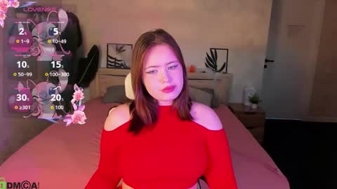 Erica online show from October 2025 10:33:02 AM