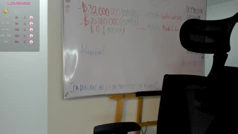 Snapshot of paulirose chatting on October 2025 01:36:02 AM paulirose online show from October 2025 01:36:02 AM