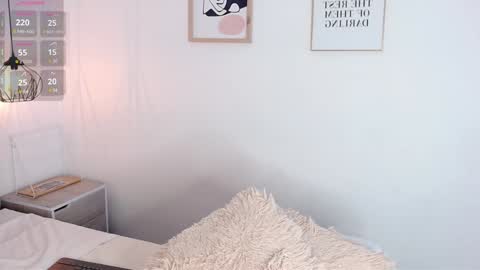 Paula online show from January 2025 03:04:01 PM