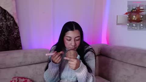 Paula online show from February 2025 12:13:02 PM