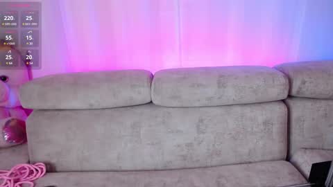 Paula online show from February 2025 06:09:02 PM