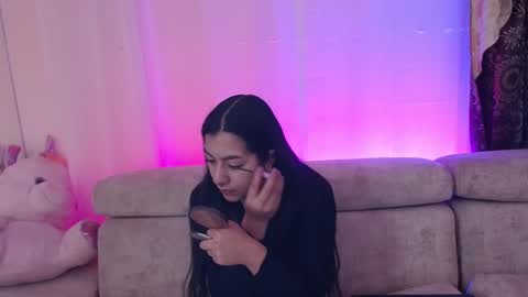 Paula online show from March 2025 12:01:02 PM