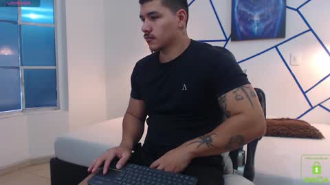 Paulo online show from December 2024 12:52:02 PM