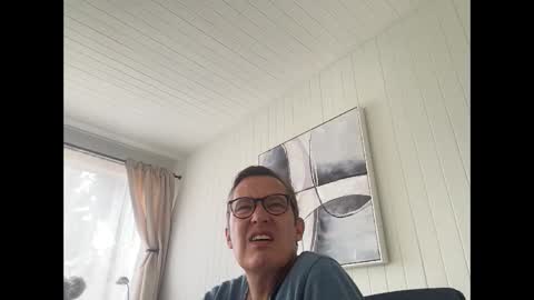 paulwill2377 online show from October 2025 07:00:01 PM