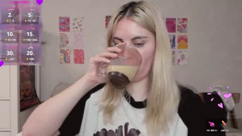 Allisses online show from December 2024 03:48:01 PM