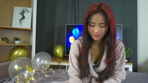 Snapshot of peacebenskin chatting on December 2024 09:32:02 AM Violetta online show from December 2024 09:32:02 AM