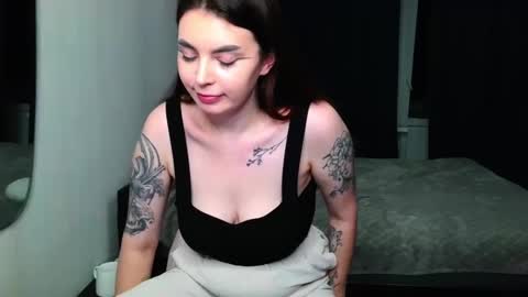 Peachy online show from December 2024 02:09:01 AM