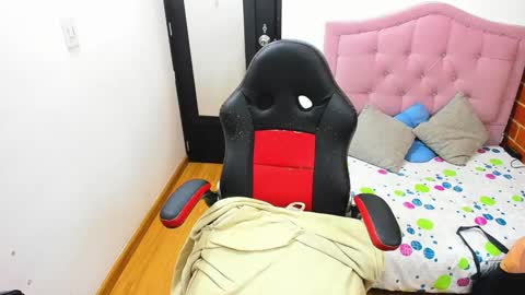 Tangerine Penaut online show from January 2025 10:56:01 PM