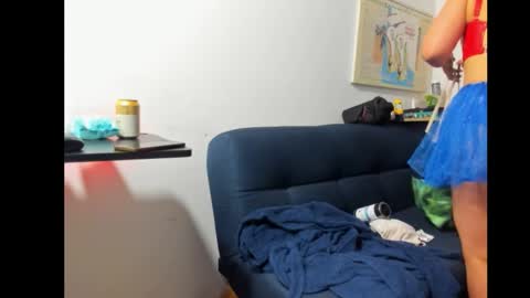 Tangerine Penaut online show from November 2025 12:56:01 AM