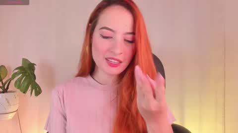 Snapshot of pear__moon chatting on October 2025 01:06:01 AM LILLY online show from October 2025 01:06:01 AM