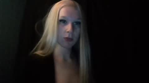 Mean Blonde Trans Woman online show from October 2025 02:20:01 AM