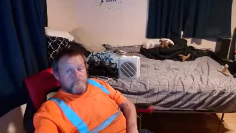 Snapshot of pecker40 chatting on November 2025 04:45:02 AM pecker40 online show from November 2025 04:45:02 AM