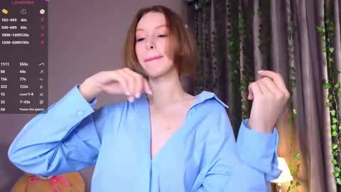 Snapshot of peek_in_my_window chatting on February 2025 01:16:01 PM tony online show from February 2025 01:16:01 PM