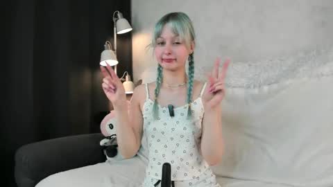 Snapshot of peek_in_my_window chatting on September 2025 02:11:02 AM tony online show from September 2025 02:11:02 AM