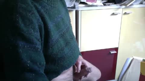 Snapshot of pegaso1000 chatting on January 2025 02:14:01 PM pegaso1000 online show from January 2025 02:14:01 PM