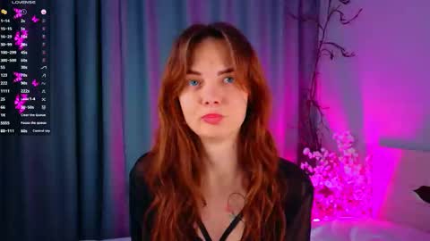 Snapshot of peggyhodges chatting on October 2025 07:58:02 PM LisaDrako online show from October 2025 07:58:02 PM