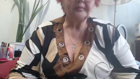 Snapshot of peggysoft chatting on October 2025 11:00:02 AM PeggySoft online show from October 2025 11:00:02 AM