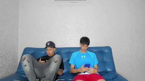 CAIN-19  ALLEN-18 RONALD-18 AUSTIN-18 MOD DANTE online show from December 2024 08:49:02 PM