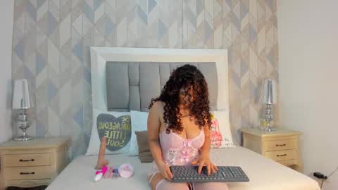  Penelope  online show from September 2025 04:05:02 AM