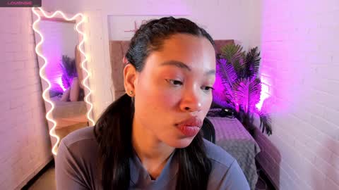 penelope online show from January 2025 03:39:02 AM