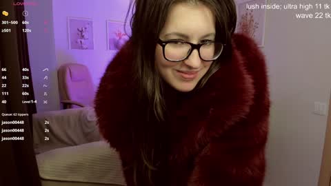 Snapshot of peneloppa_star chatting on January 2025 12:01:01 AM Hi Im Peneloppa online show from January 2025 12:01:01 AM