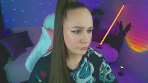 Snapshot of pepper_cat chatting on October 2025 08:53:02 PM Dia online show from October 2025 08:53:02 PM