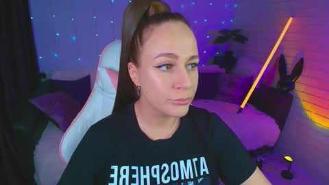 Snapshot of pepper_cat chatting on October 2025 09:00:02 PM Dia online show from October 2025 09:00:02 PM