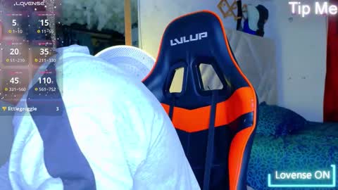 Jacob online show from October 2025 10:01:01 PM