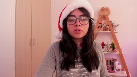 Sarah Ana Banana online show from December 2024 12:39:02 PM