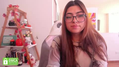 Sarah Ana Banana online show from October 2025 06:49:01 PM