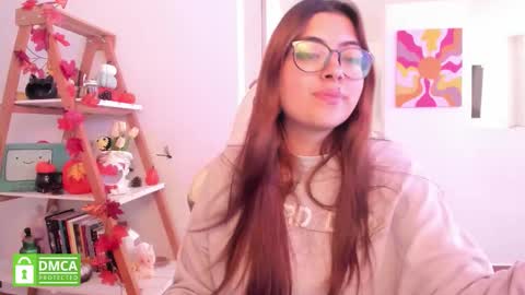 Sarah Ana Banana online show from October 2025 06:18:02 PM