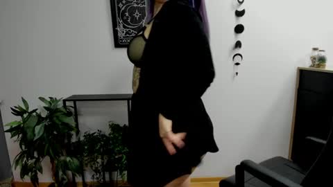 Snapshot of perfect_gabbie chatting on February 2025 09:02:01 PM Gabbie online show from February 2025 09:02:01 PM