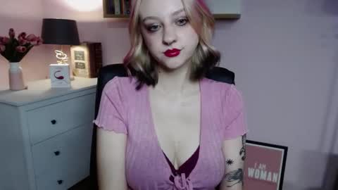 Madeline online show from December 2024 07:51:02 AM