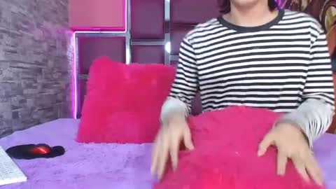 perfectlump online show from December 2024 08:00:01 PM