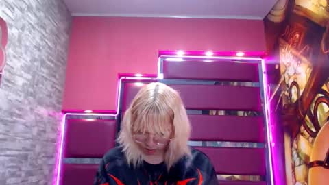 perfectlump online show from October 2025 02:51:02 PM