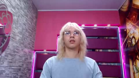 perfectlump online show from October 2025 02:07:01 PM