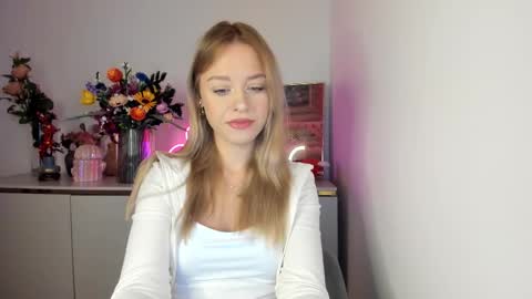 Cindy online show from October 2025 05:29:02 AM