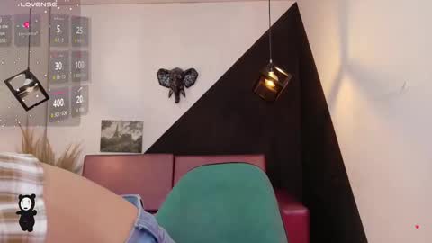   online show from October 2025 07:49:02 PM