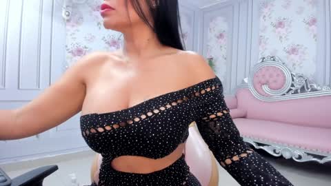 PERLA online show from December 2024 10:24:02 PM