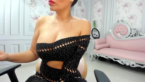 PERLA online show from December 2024 01:28:02 AM