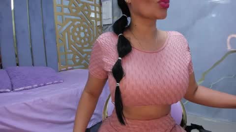 PERLA online show from February 2025 10:29:02 PM