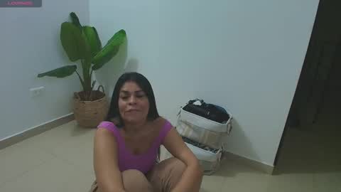 PERLA online show from September 2025 11:19:01 PM
