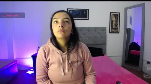 WELCOME TO THE PERLA ROOM online show from September 2025 05:07:01 AM