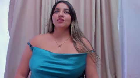 Snapshot of pervert_milf4u_ chatting on February 2025 05:16:01 PM LAURA online show from February 2025 05:16:01 PM