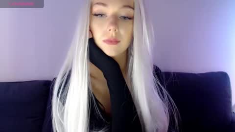 Isabella online show from January 2025 09:16:02 AM