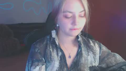 petalkiss online show from September 2025 05:51:02 PM