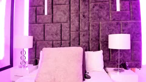 Snapshot of petit_rosseowo chatting on February 2025 08:14:02 PM Im Rosse but u can call me Rossie or Rosita . online show from February 2025 08:14:02 PM