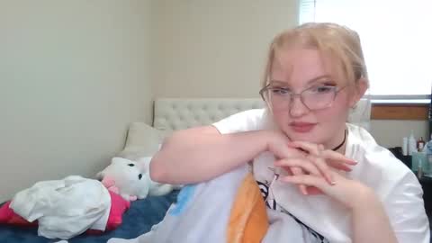 Little cupcake online show from February 2025 10:48:02 PM