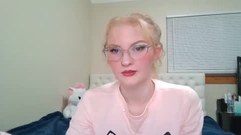 Little cupcake online show from February 2025 11:55:01 PM